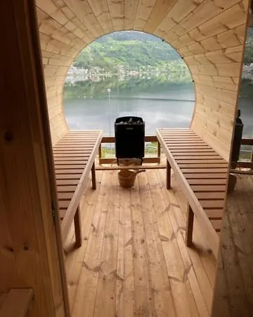 Trolltun, Frystevegen 4 Гостевой дом 3*