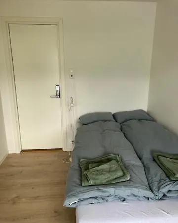 Trolltun, Frystevegen 4 3*