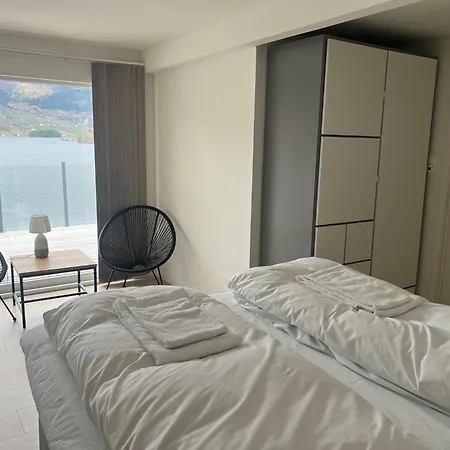 Trolltun, Frystevegen 4 3* Ульвик