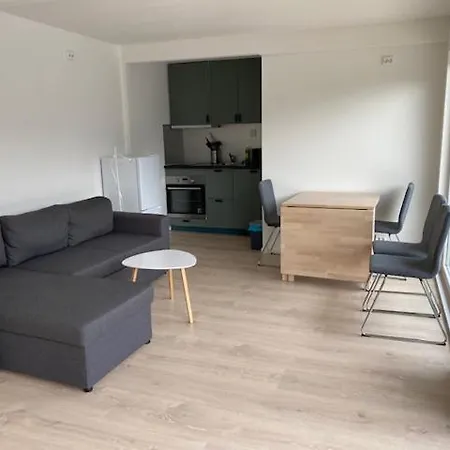 Trolltun, Frystevegen 4 3*