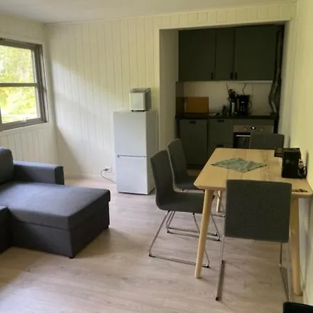 Trolltun, Frystevegen 4 Гостевой дом 3*