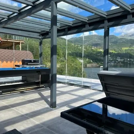 Trolltun, Frystevegen 4 Penzion 3*