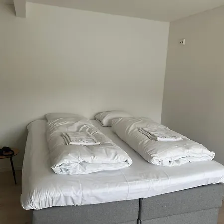 Trolltun, Frystevegen 4 Penzion Ulvik