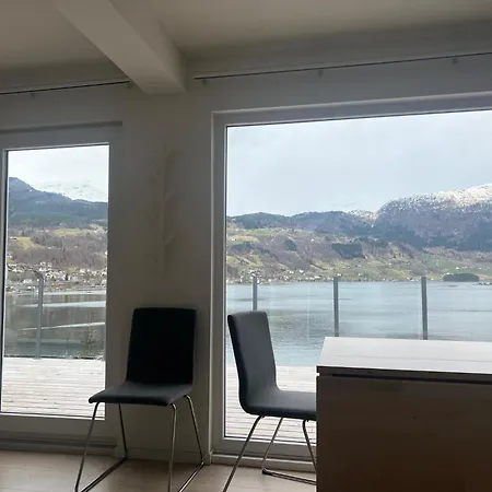 Trolltun, Frystevegen 4 Penzion 3*