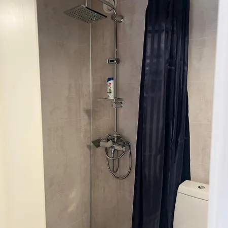 Trolltun, Frystevegen 4 3*